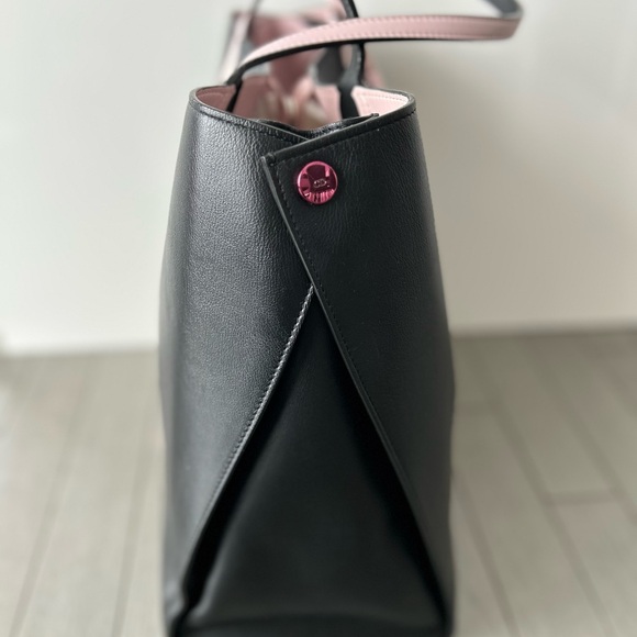 Authentic Dior Addict calfskin Tote - Picture 3 of 9